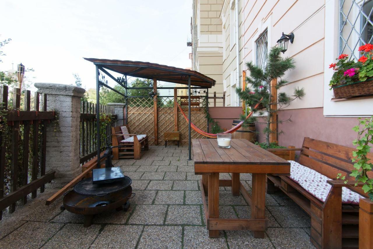 Victoria Design Stays - Apartment Rehorova Prága Kültér fotó